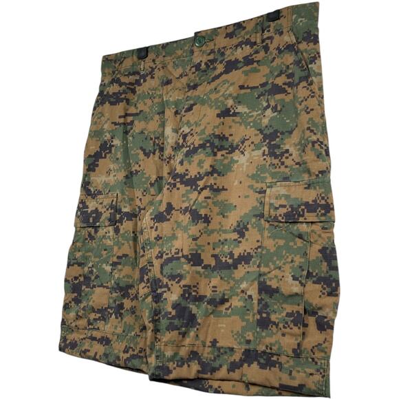 Vintage Genuine Gear Camo Cargo Shorts 34 - Picture 3 of 7